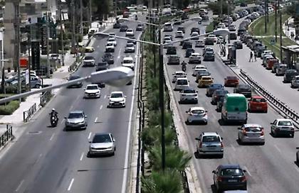 Σοβαρά κυκλοφοριακά προβλήματα στους δρόμους του λεκανοπεδίου