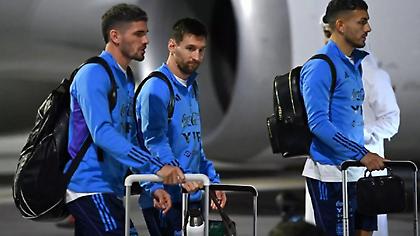 Οι Βολιβιανοί πέταξαν πυροτεχνήματα έξω από το ξενοδοχείο της εθνικής Αργεντινής!