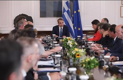 Ανασχηματισμός: Τα σενάρια και το παρασκήνιο