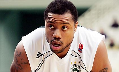 «Ο Μπράντον Χάντερ κατέρρευσε μετά από μάθημα γιόγκα»