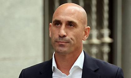 Περιοριστικά μέτρα επέβαλαν στον Ρουμπιάλες