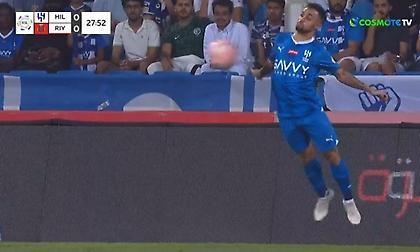 Απίθανη ντρίμπλα του Μισέλ… με το στήθος!