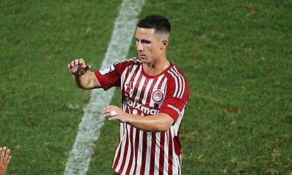 Ποντένσε: «Δεν είμαστε ευχαριστημένοι από το αποτέλεσμα - Δεν ήταν καλός και ο αγωνιστικός χώρος»