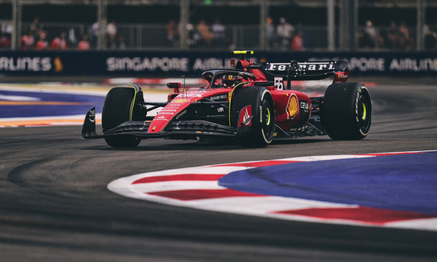 Formula 1: Θριαμβευτής στη Σιγκαπούρη ο αλάνθαστος Σάινθ