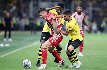 Ντέμης: «Ο Μαρτίνεθ πήρε το αποτέλεσμα - Πρώτη φορά λίγες τελικές η ΑΕΚ, πέναλτι στον Ελίασον»