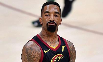 Τζέι Αρ Σμιθ: «Με τα λεφτά που ξόδεψα σε στριπ κλαμπ, θα μπορούσα να βοηθήσω τη γειτονιά μου»