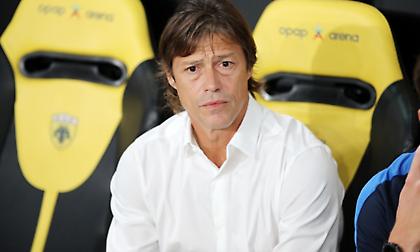 Τσακίρης: «Αυτές είναι οι λύσεις του Αλμέιδα για το κέντρο της άμυνας στο ματς με τη Μπράιτον»