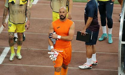 «Η Βιγιαρεάλ κατέρρευσε στην Ελλάδα - Το κίτρινο υποβρύχιο έγινε… χάρτινο καράβι»!