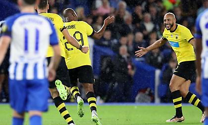 Πάγωσε το Μπράιτον με κεφαλιά-οβίδα του Σιντιμπέ η ΑΕΚ!