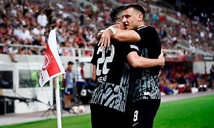 Τα γκολ που διαμόρφωσαν το 2-1 της Φράιμπουργκ στο ημίχρονο με τον Ολυμπιακό