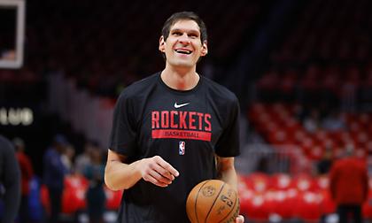 Μένει στους Ρόκετς ο Μαριάνοβιτς