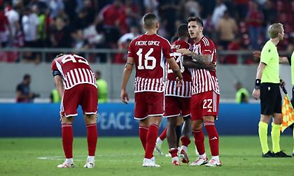 Το σχόλιο του Μπάμπη Χριστόγλου για την ήττα του Ολυμπιακού από τη Φράιμπουργκ