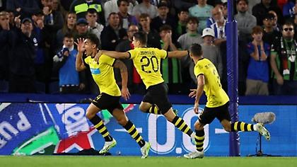 Φίλος της ΑΕΚ φώναξε «Γκολ» σε συναυλία του Οικονομόπουλου στο 3-2 του Πόνσε