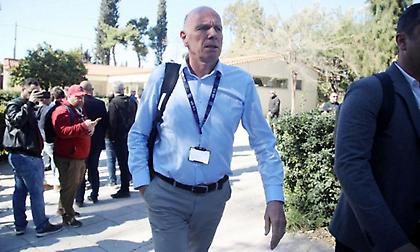 Παραιτήθηκε ο Μπένετ από την ΚΕΔ - «Η ΕΠΟ δεν θέλει να λειτουργήσει με ακεραιότητα»