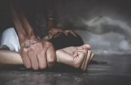 Εφιάλτης για 22χρονη στον Βόλο: Την κρατούσε έγκλειστη μαζί με το 2 ετών παιδί τους