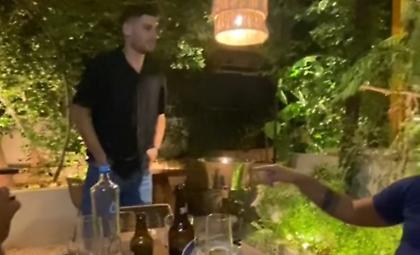 Επικός διάλογος με Μασούρα σε εστιατόριο: «Δεν παίζω στον... Σασμό - Περίπου, ηθοποιός είμαι κι εγώ»