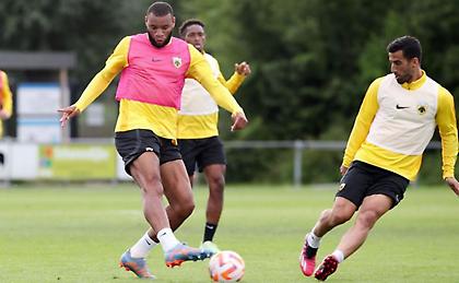 Χαμόγελα στην ΑΕΚ με Χατζισαφί-Μουκουντί: Προπονήθηκε κανονικά ο Ιρανός, ξεκίνησε ατομικό ο δεύτερος