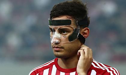 Έσε: «Από την πρώτη στιγμή απέκτησα αυτοπεποίθηση - Με βοήθησαν όλοι στον Ολυμπιακό»