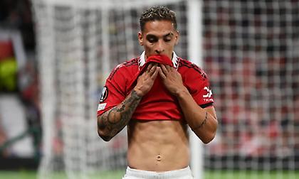 «Πετάει για Αγγλία ο Άντονι, ώστε να καταθέσει στις Αρχές για τις κατηγορίες που τον βαραίνουν»