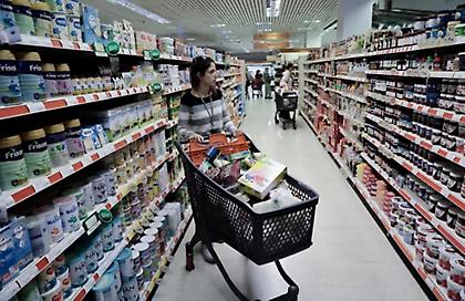Ψηφίστηκε η τροπολογία για την ακρίβεια - Τα τρία μέτρα για τη μείωση των τιμών