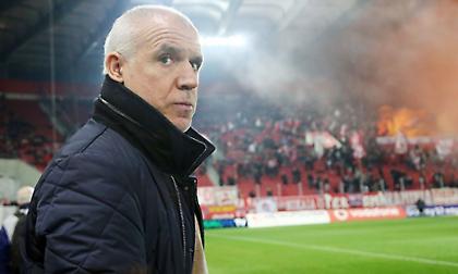 Ο Ολυμπιακός τιμά τον Νίκο Αναστόπουλο με επετειακές φανέλες!