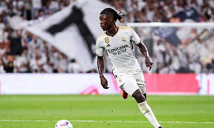 Ανανεώνει το συμβόλαιο του Καμαβινγκά η Ρεάλ Μαδρίτης