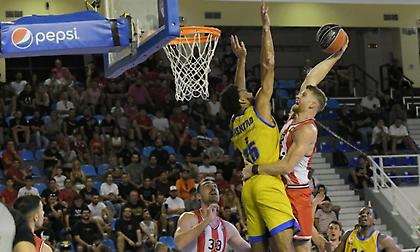 Live o πρώτος ημιτελικός του Super Cup: Περιστέρι bwin-Oλυμπιακός (4η περίοδος)