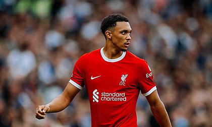 Λίβερπουλ: Επιστρέφει με Τότεναμ ο Αλεξάντερ-Άρνολντ