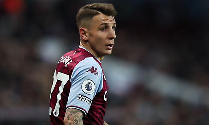 Ο Ντινιέ πανηγύρισε αλά... Ρονάλντο την «εξάρα» της Άστον Βίλα επί της Μπράιτον!