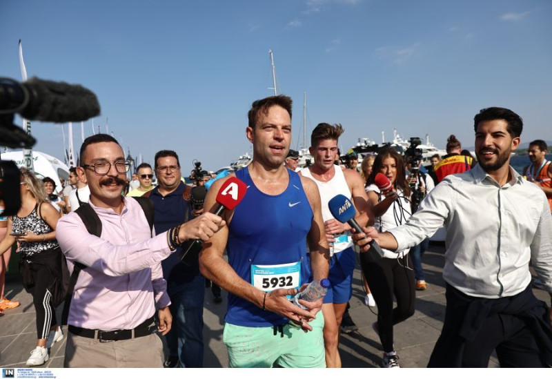 Στέφανος Κασσελάκης: Έτρεξε στο «Spetses mini Marathon»
