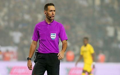 Στο Μόλντε-Λεβερκούζεν ο Παπαπέτρου - Η ελληνική διαιτητική ομάδα του ματς!