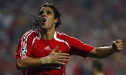 Κουίζ: Αναγνώρισε τον ξένο επιθετικό από τα 00s!