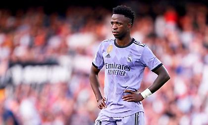 Βαλένθια για Βινίσιους: «Οι οπαδοί της ομάδας δεν είναι όλοι ρατσιστές - Απαιτούμε να ανακαλέσει»