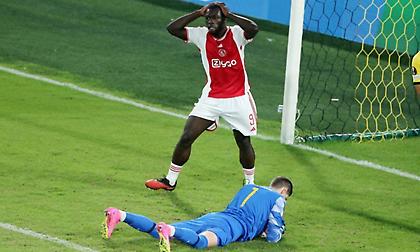 Σωτήρας Στάνκοβιτς για την ΑΕΚ, βγήκε νικητής σε τετ-α-τετ με τον Μπρόμπεϊ!