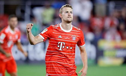 Ντε Λιχτ: «Δεν έπρεπε να σκεφτώ τόσο πολύ την αποχώρησή μου από τη Γιουβέντους»