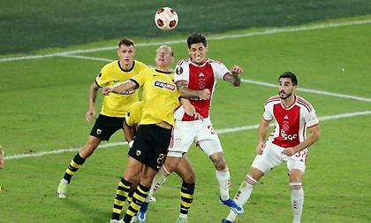 Άγριο «κράξιμο» παλαίμαχου του Άγιαξ σε παίκτη: «Αστείος! Πάλι καλά που δε χάσαμε»