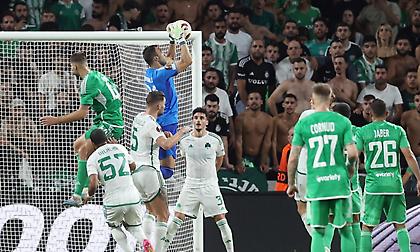 Μπρινιόλι, ο τοίχος: Οι επεμβάσεις του Ιταλού που κράτησαν όρθιο τον Παναθηναϊκό στη Χάιφα!