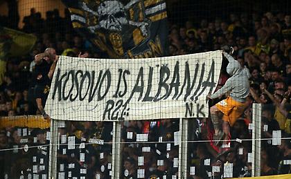 ΑΕΚ: «Αποτροπιασμός για το πανό με ακραίο εθνικιστικό περιεχόμενο - Οι υπεύθυνοι εκτός γηπέδου»