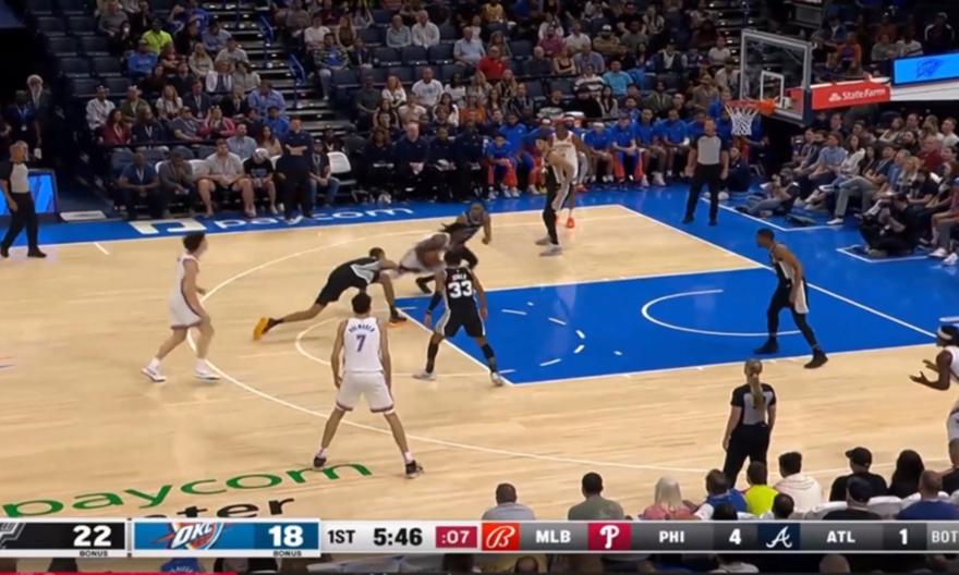 Γουεμπανιάμα: Απίθανο κλέψιμο και κάρφωμα στο τρανζίσιον