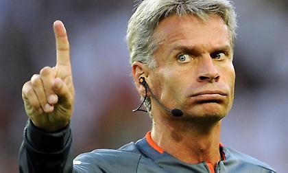 Στραβά αρμενίζουμε, αλλά κάποιους τους βολεύει