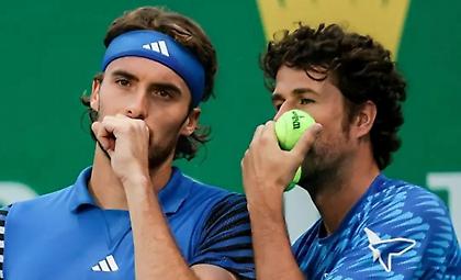 Αποκλεισμός για Τσιτσιπά - Χάασε στο διπλό του Shanghai Master