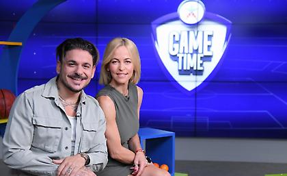Ο Stan τραγουδάει «Επικίνδυνα» στο ΟΠΑΠ Game Time για το Ελλάδα-Ιρλανδία