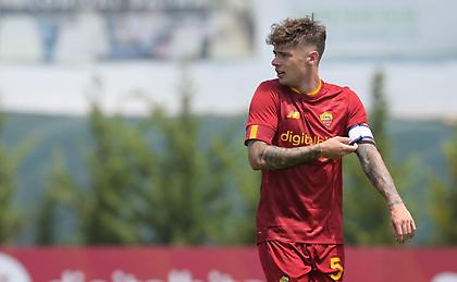 Ετοιμάζει μήνυση κατά του Κορόνα ο Ζαλέφσκι - «Η μητέρα του με παρακαλούσε να μην το δημοσιεύσω»