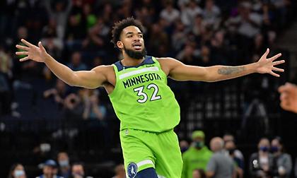 Στο στόχαστρο των Νικς ο Καρλ-Άντονι Τάουνς