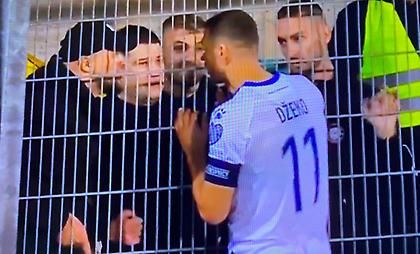 Διέκοψαν με φωτοβολίδες το ματς με το Λιχτενστάιν οι Βόσνιοι - Μεσολάβησε ο Τζέκο για να συνεχιστεί!
