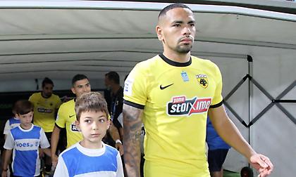 ΑΕΚ: Πάει για βασικός με Αργεντινή ο Κάλενς