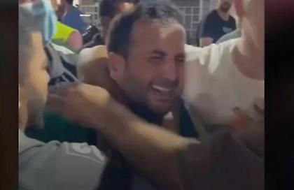 Συγκλονιστικό βίντεο: Γιατρός στη Γάζα ξεσπά σε λυγμούς για τον πατέρα και αδερφό του που πέθαναν