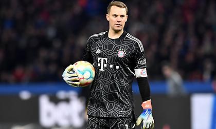 Προσφέρει νέο συμβόλαιο στον Νόιερ η Μπάγερν