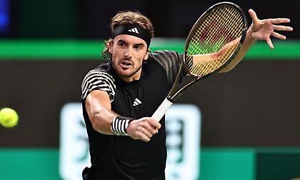 Καθάρισε τον Βαν Ντε Ζάντσχουλπ και έφυγε για τους «8» της Αμβέρσας ο Τσιτσιπάς!