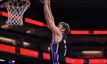 Κινγκς: Οι καλύτερες στιγμές του Σάσα Βεζένκοφ στην preseason του ΝΒΑ!